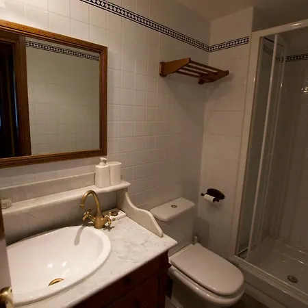 Apartament Cadi *
